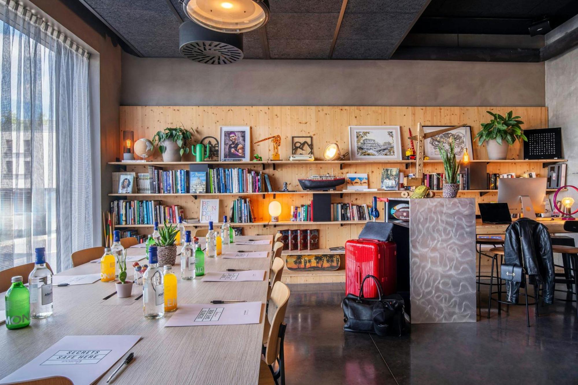 Moxy Bordeaux Hotell Eksteriør bilde