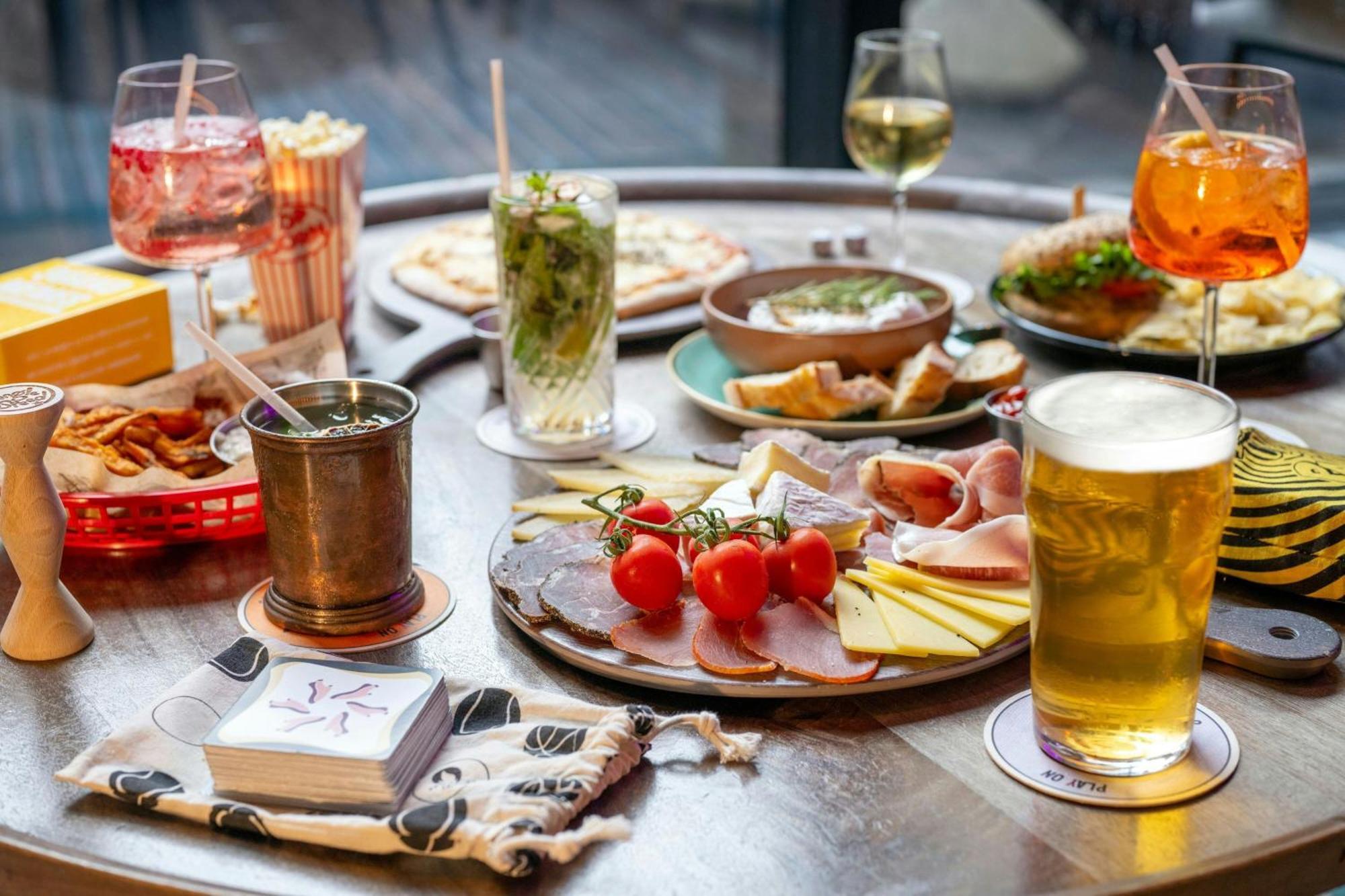 Moxy Bordeaux Hotell Eksteriør bilde