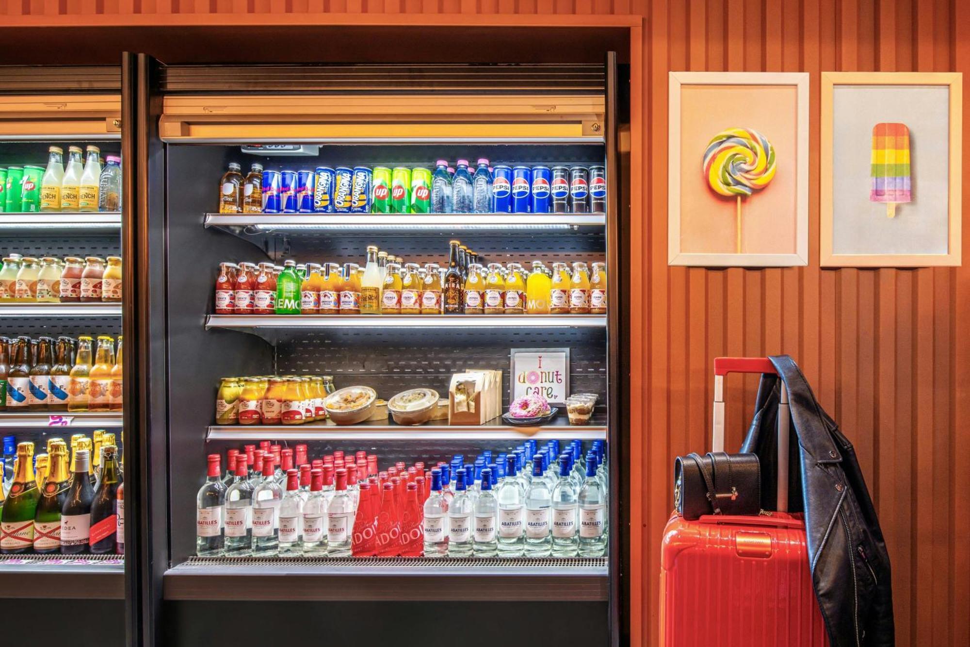 Moxy Bordeaux Hotell Eksteriør bilde